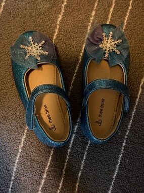 Thee Bron Girls' Glitter Blue Snowflake Mary Jane Dress Shoes toddler 9